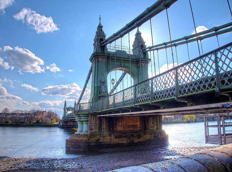 hammersmith bridge