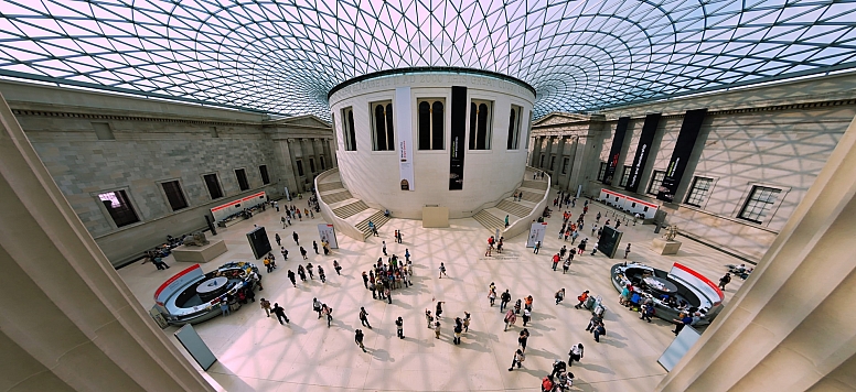 panoramic view of the british museum in london